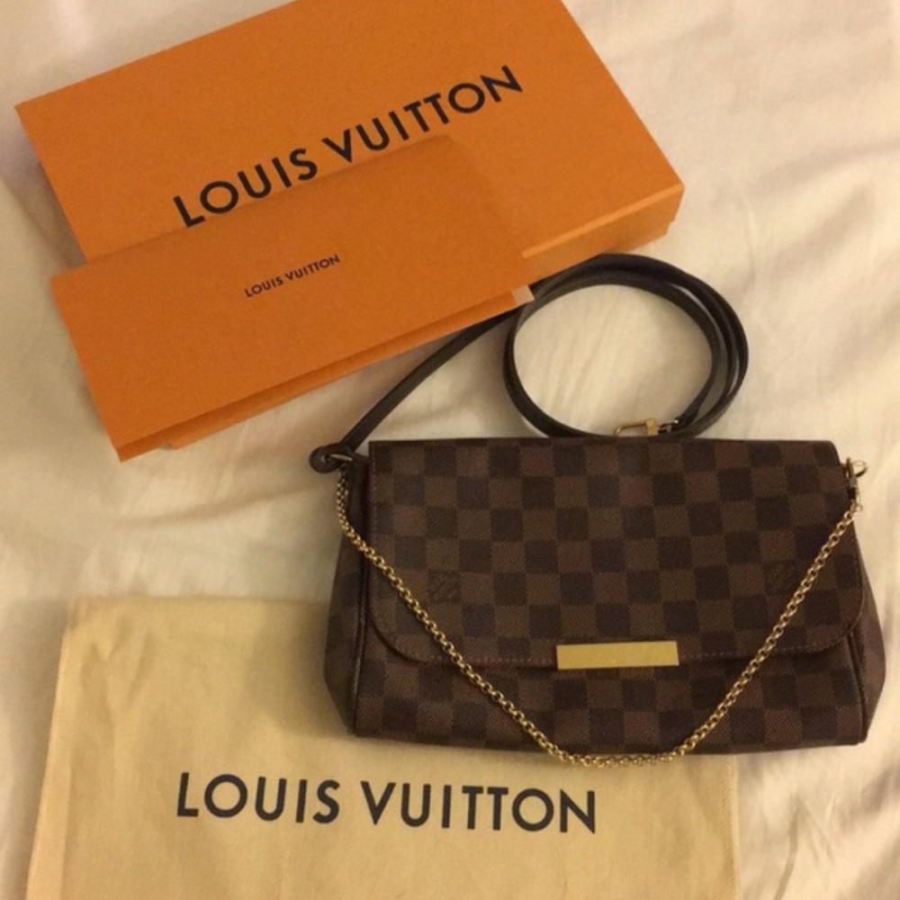 Louis Vuitton Favorite MM Damier Ebene Crossbody